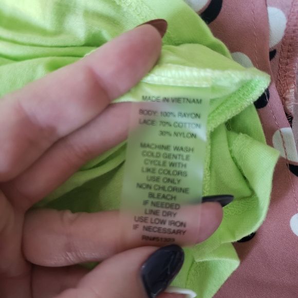 Neon Vince Camuto top sz M - Picture 3 of 6